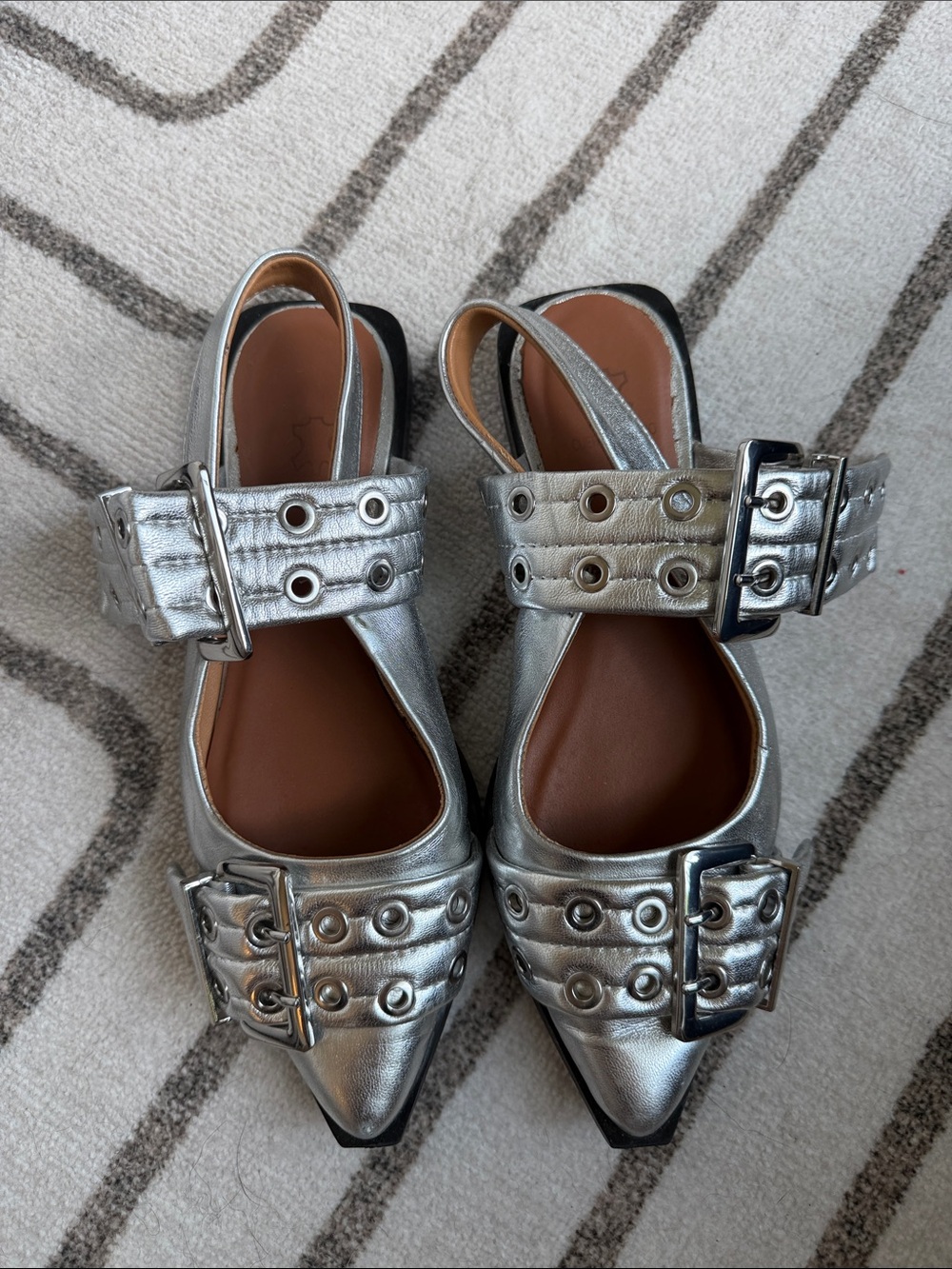 Steve Madden Silver Pointed Slingback Flats with Buckle Straps